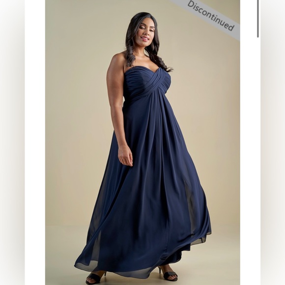 NWT Grey Long Strapless Sweetheart Georgette Dress - Picture 3 of 10